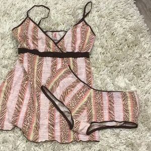 Women’s underglam camisole & panty set  Size M/L
